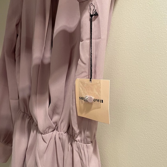 Drape neck Kacie Romper - Superdown NWT - Picture 2 of 3